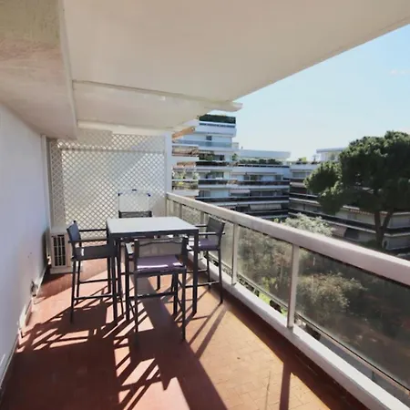 Bright Cocoon With Pool Near The Sea Apartamento Antibes