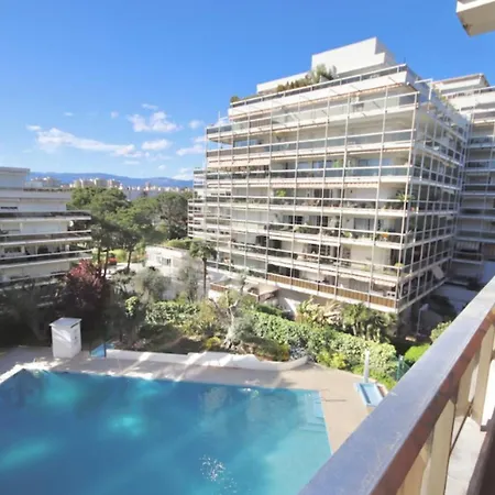 Bright Cocoon With Pool Near The Sea Antibes